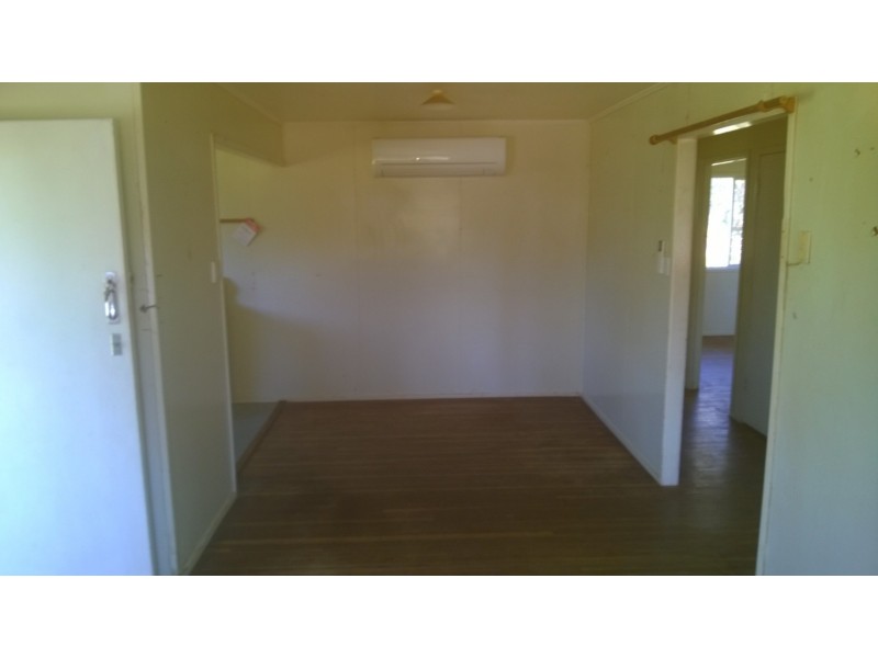 48 ARTHUR ST, Tambo QLD 4478