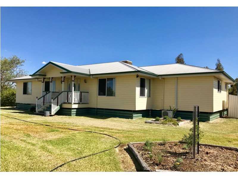 318 Roma Downs Road, Roma QLD 4455