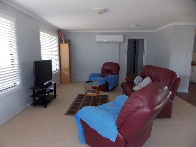 28 BEDFORD ST, Blackall QLD 4472