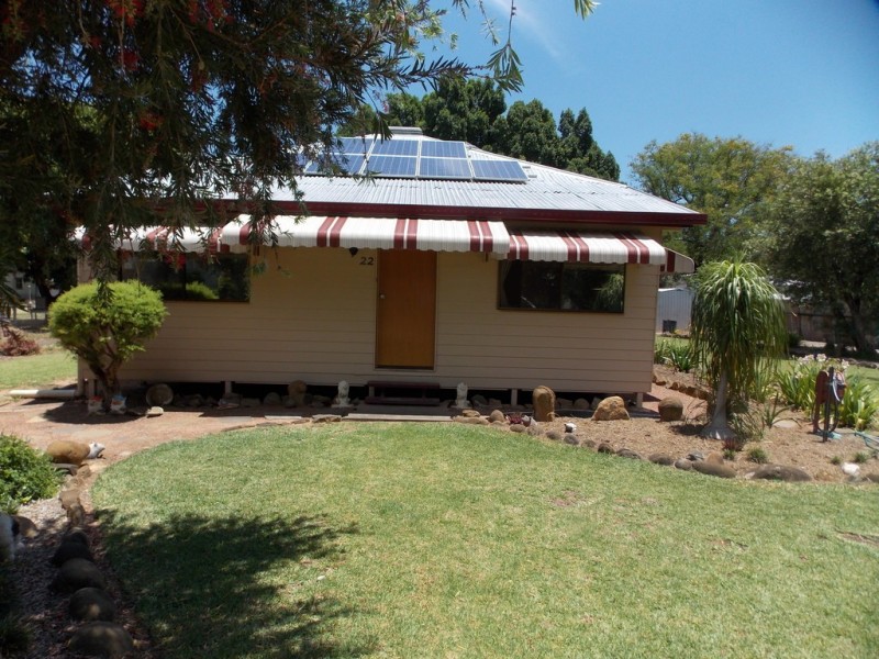 22 CLEMATIS STREET, Blackall QLD 4472