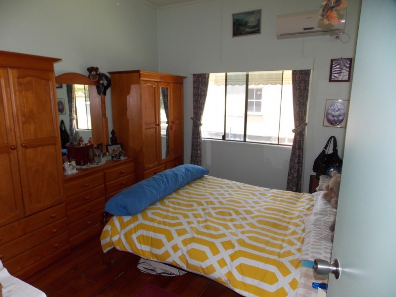 22 CLEMATIS STREET, Blackall QLD 4472