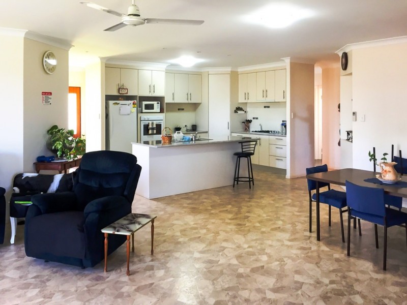 6 Hoffman Street, Dalby QLD 4405