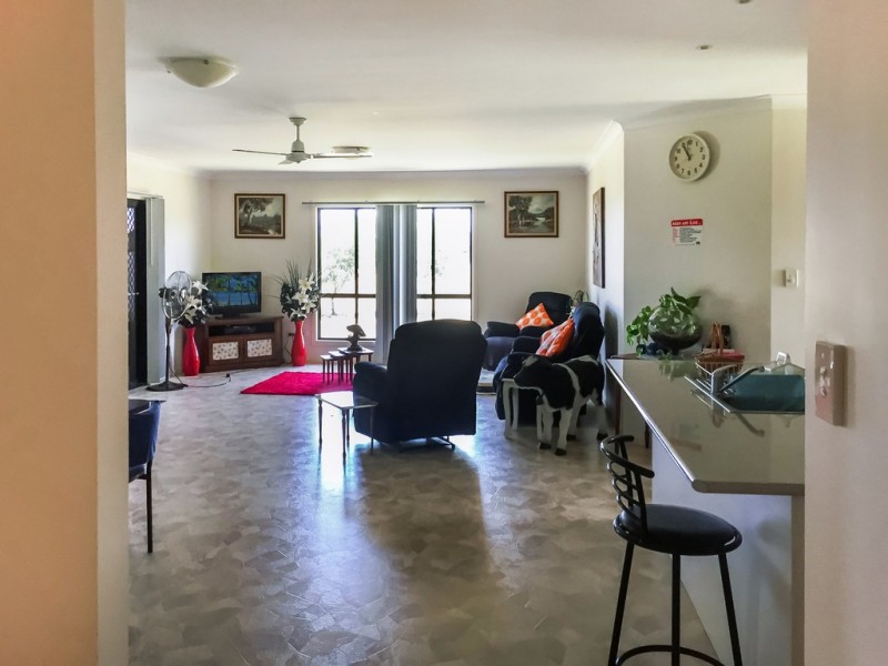 6 Hoffman Street, Dalby QLD 4405