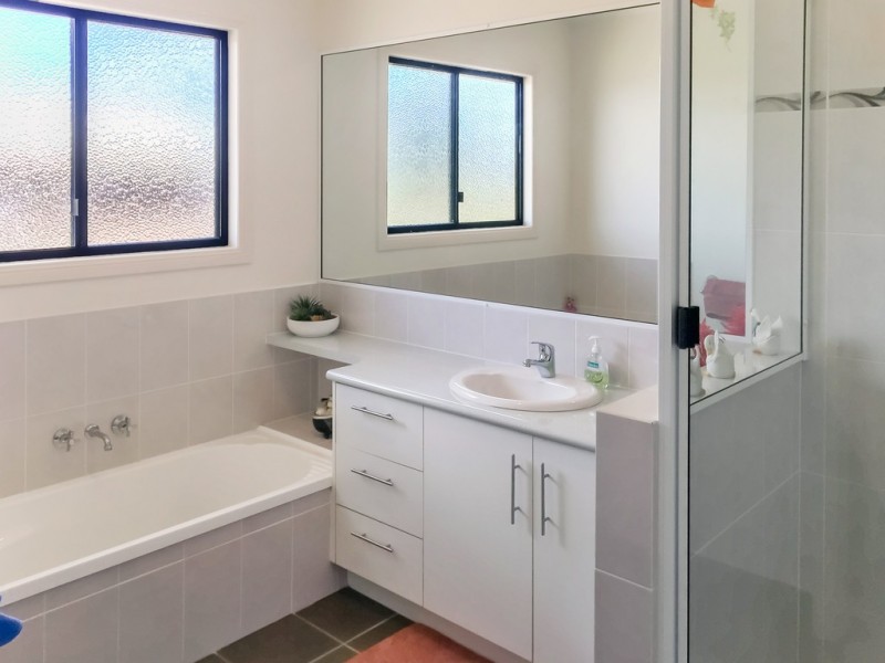 6 Hoffman Street, Dalby QLD 4405