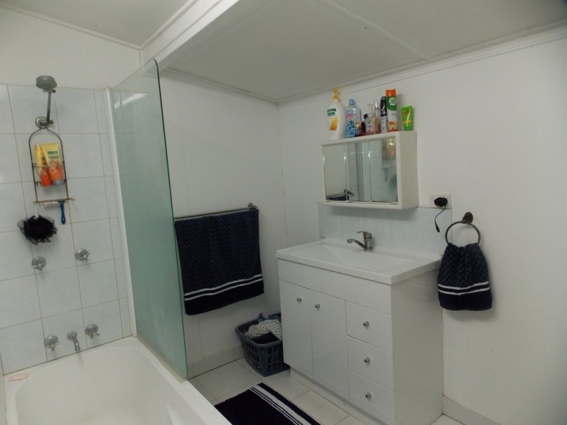 11 ROSE STREET, Blackall QLD 4472