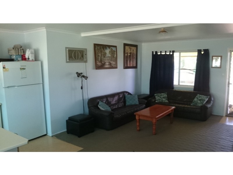 54 Quarrion Street, Quilpie QLD 4480