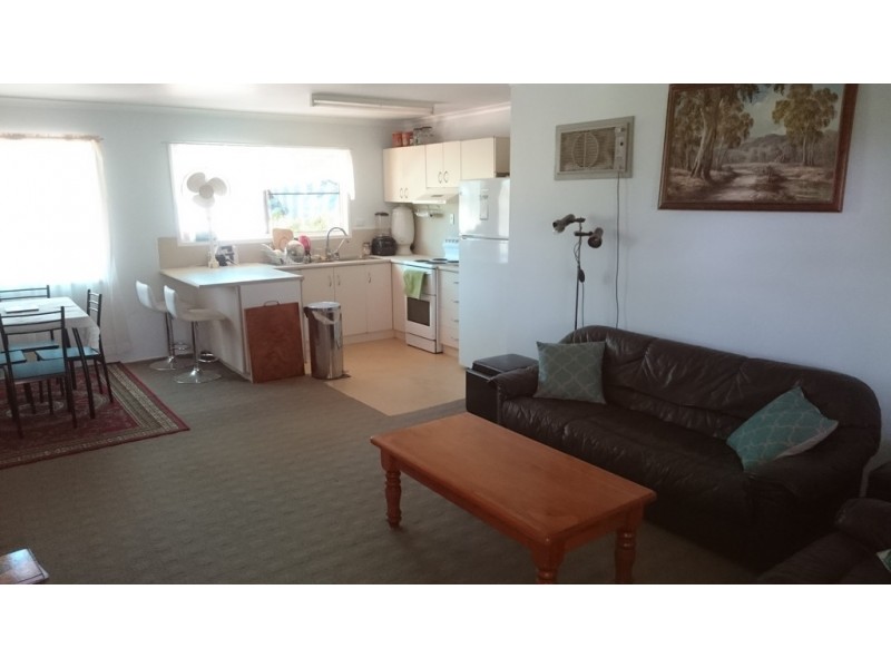 54 Quarrion Street, Quilpie QLD 4480