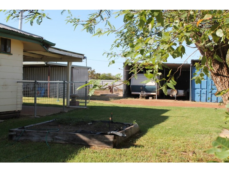 86 Emma Street, Cunnamulla QLD 4490