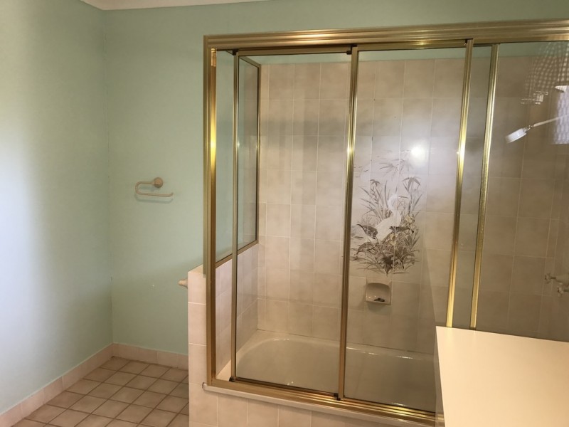 90 Northern Road, Roma QLD 4455