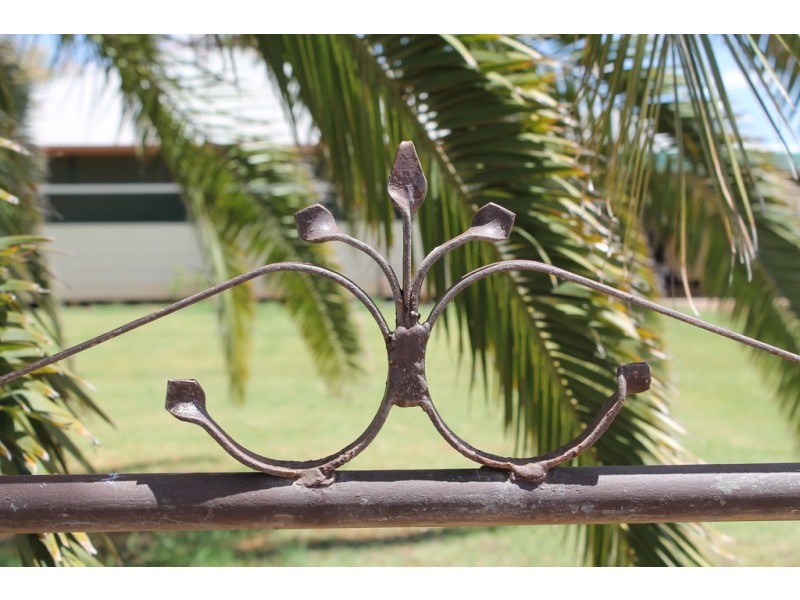 4 McGregor Street, Thargomindah QLD 4492