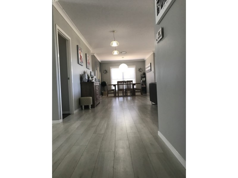 101 Southern Cross Drive, Dalby QLD 4405