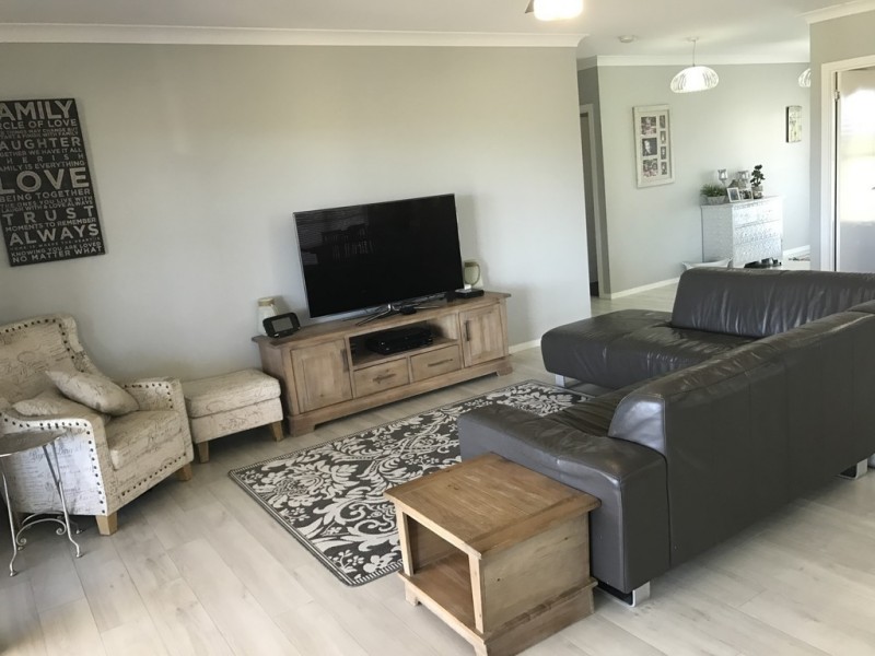 101 Southern Cross Drive, Dalby QLD 4405