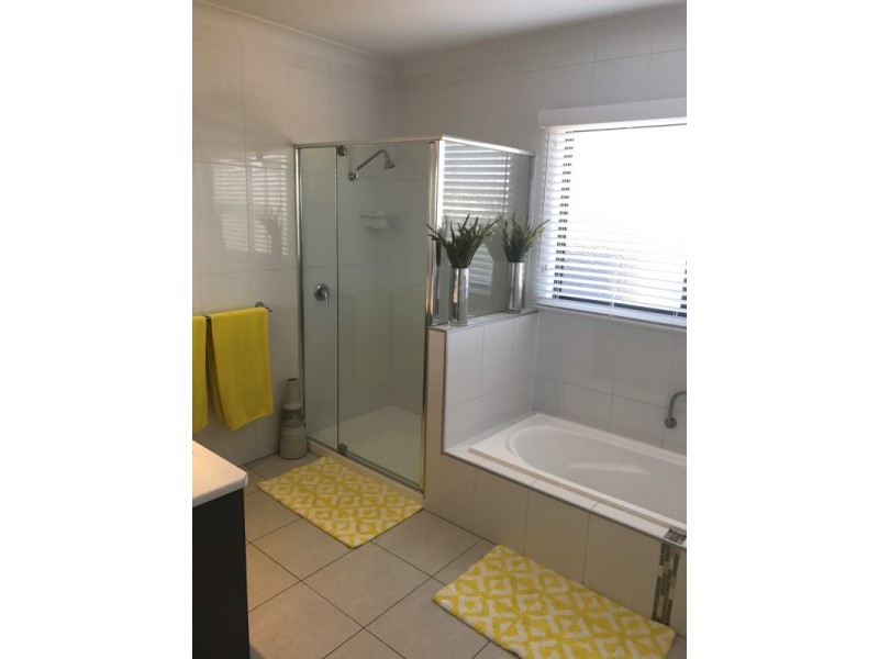 101 Southern Cross Drive, Dalby QLD 4405