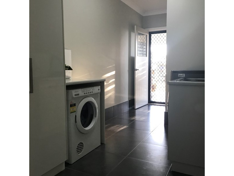 101 Southern Cross Drive, Dalby QLD 4405