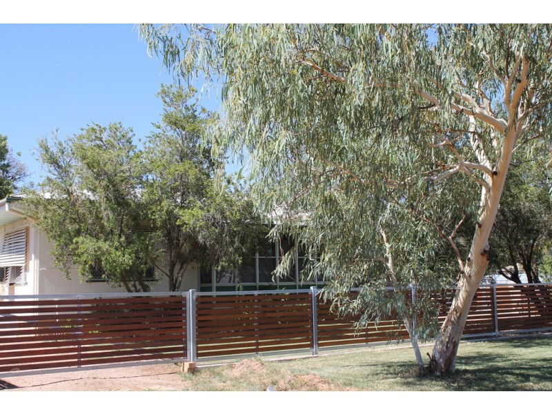 12 King Street, Cunnamulla QLD 4490