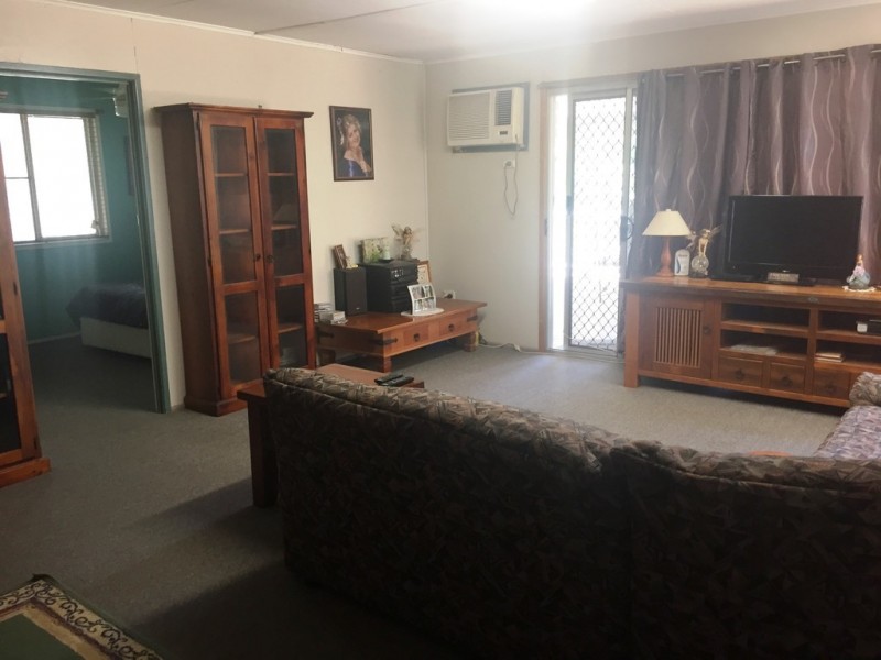 17 Brimblecombe Street, Dalby QLD 4405