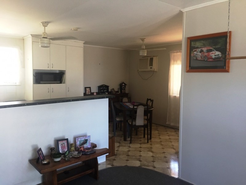 17 Brimblecombe Street, Dalby QLD 4405