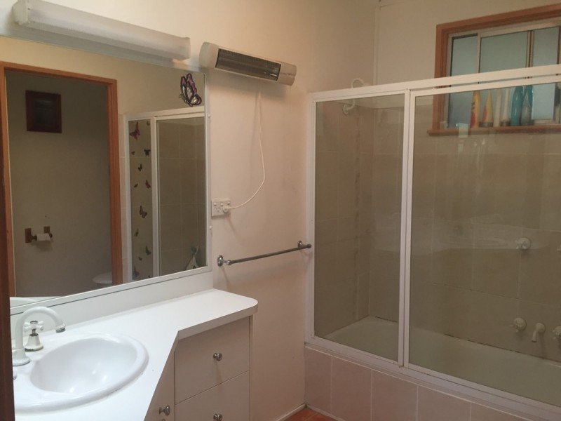 17 Brimblecombe Street, Dalby QLD 4405