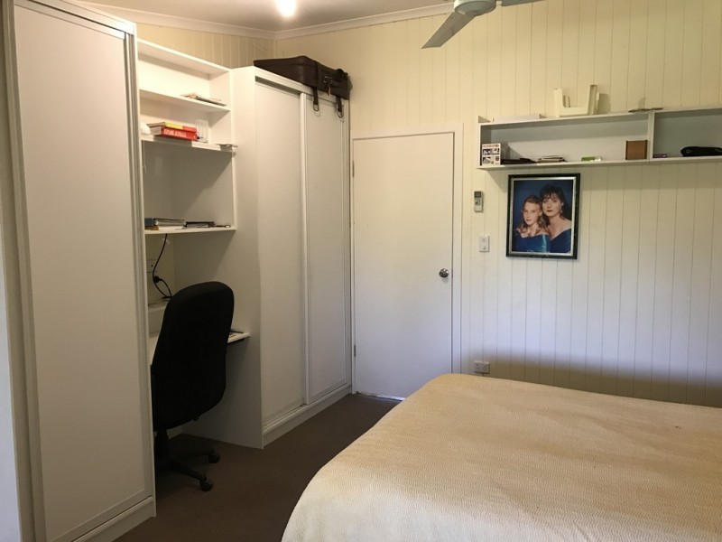 130 Woodside Road, Roma QLD 4455