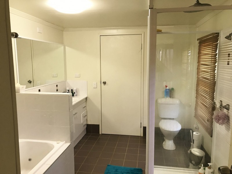 382 Hartleys Lane, Roma QLD 4455