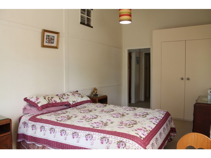 25 Francis Street, Cunnamulla QLD 4490