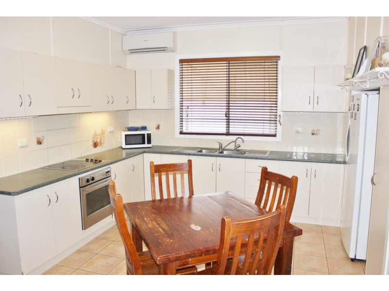 21 Timbury Street, Roma QLD 4455