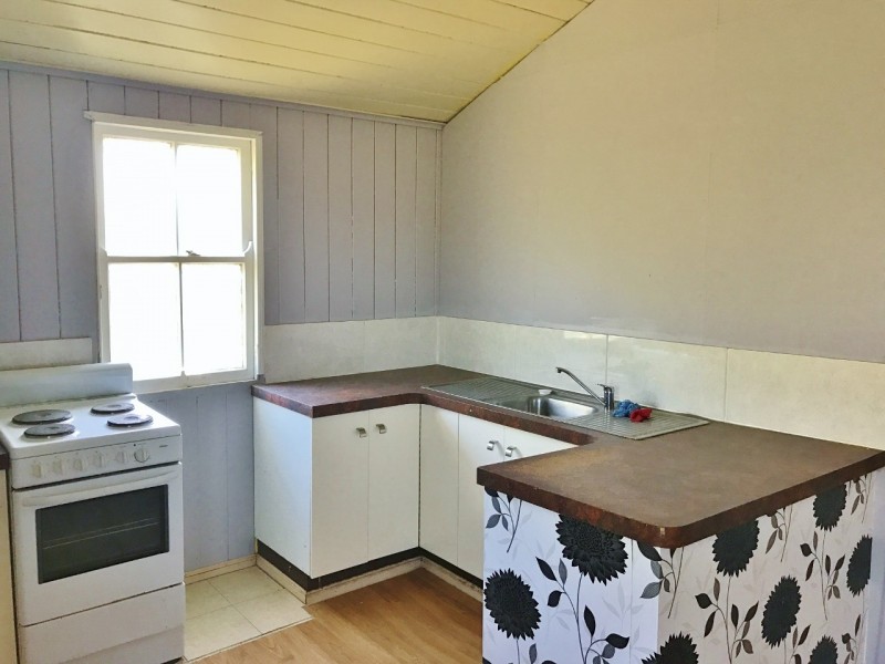 49 Gregory Street, Roma QLD 4455