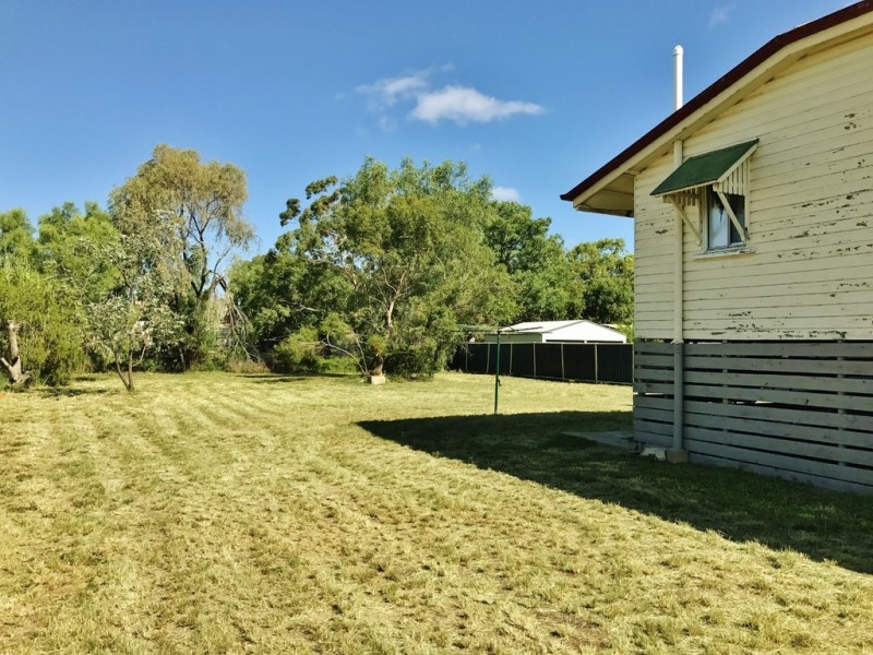 49 Gregory Street, Roma QLD 4455