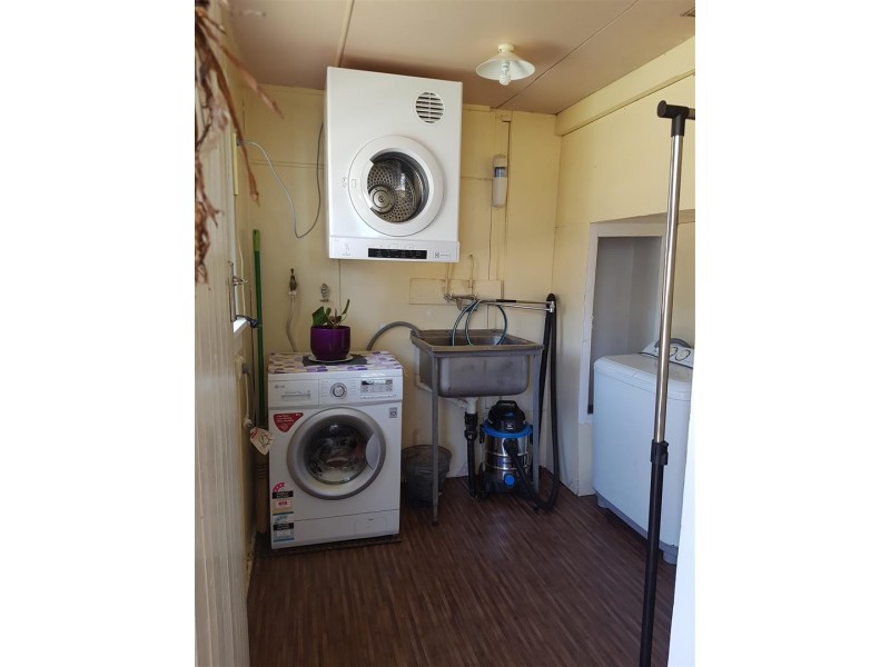 407 Lanreef Road, Roma QLD 4455