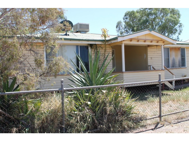 12 Emma Street, Cunnamulla QLD 4490