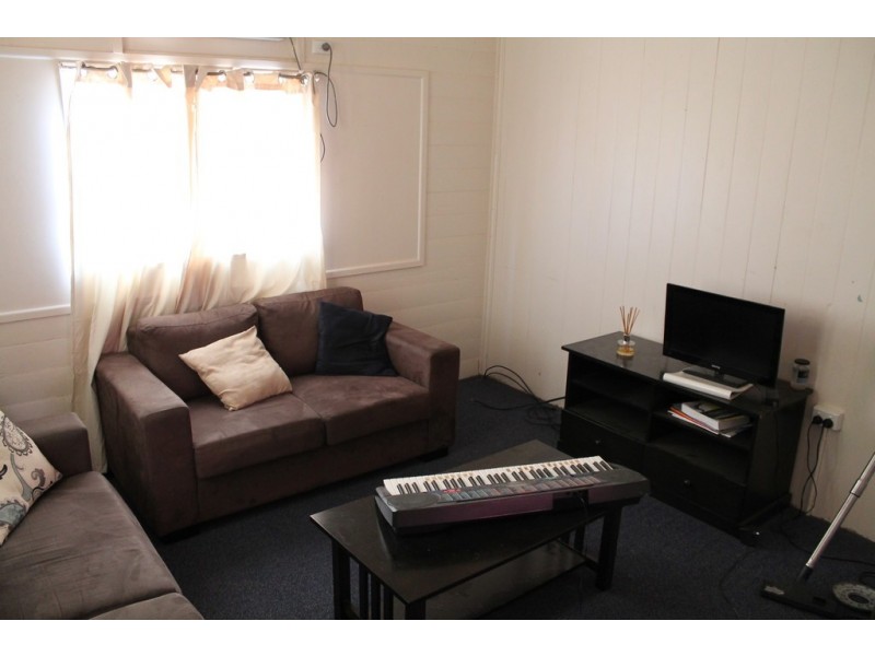 43 WATSON STREET, Cunnamulla QLD 4490