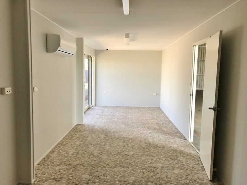 93 Raglan Street, Roma QLD 4455