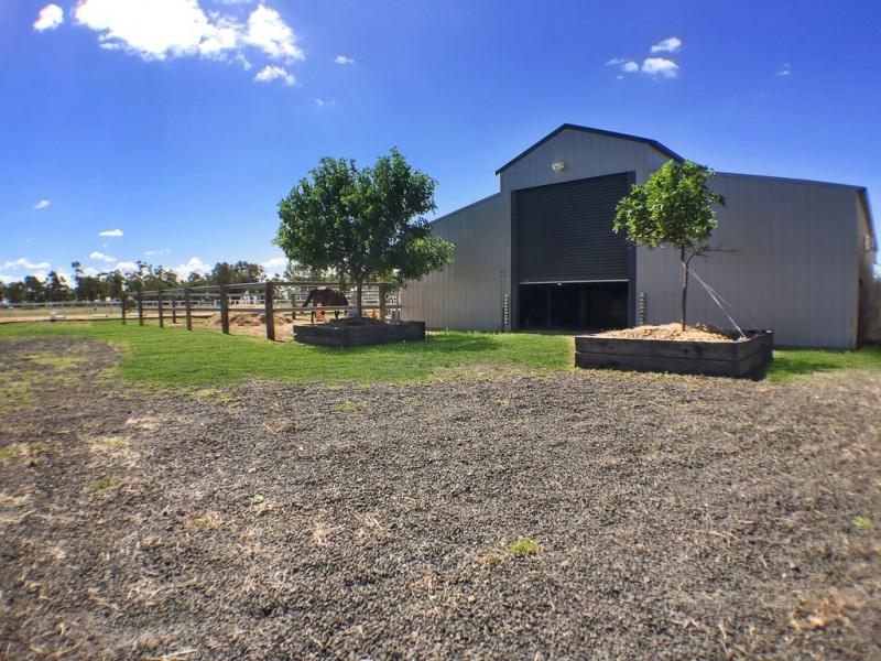 45 Southern Cross Drive, Dalby QLD 4405