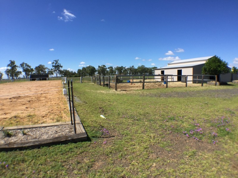 45 Southern Cross Drive, Dalby QLD 4405