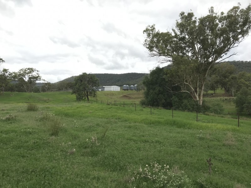 ” OAKLEIGH”, Upper Pilton QLD 4361