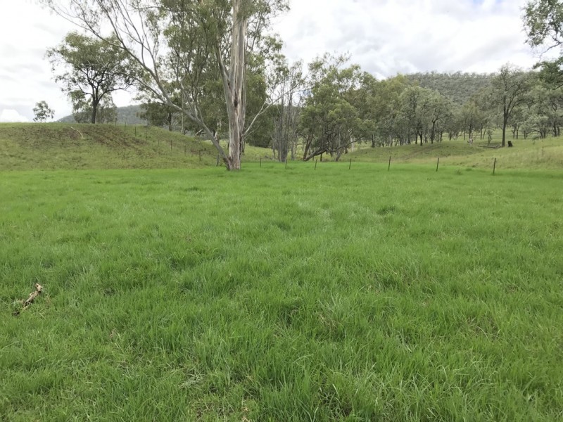 ” OAKLEIGH”, Upper Pilton QLD 4361