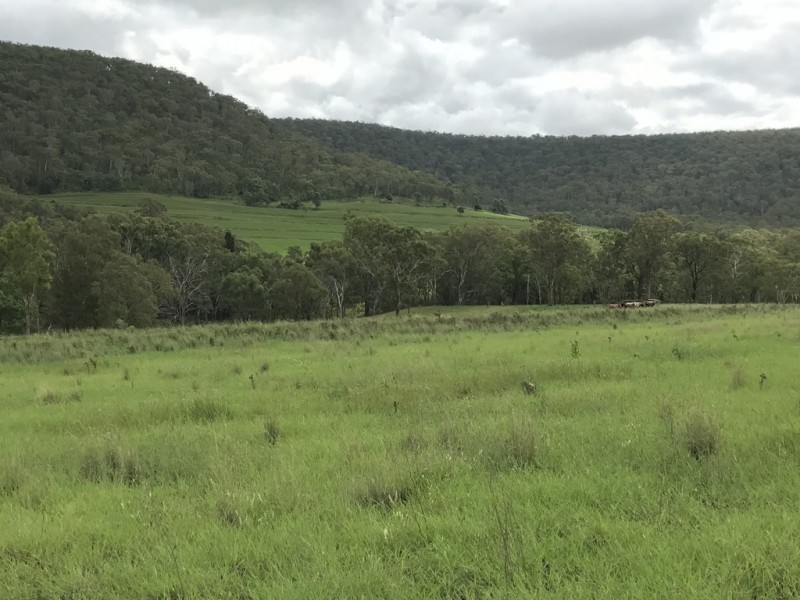 ” OAKLEIGH”, Upper Pilton QLD 4361