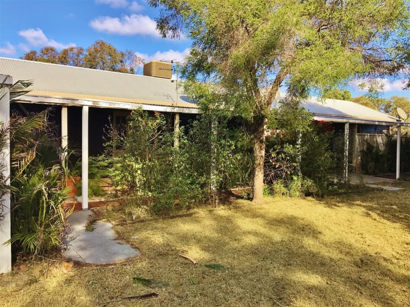 15 Cordelia Street, Surat QLD 4417