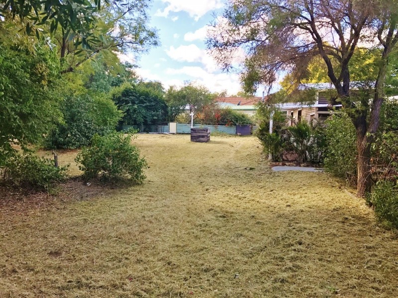 15 Cordelia Street, Surat QLD 4417