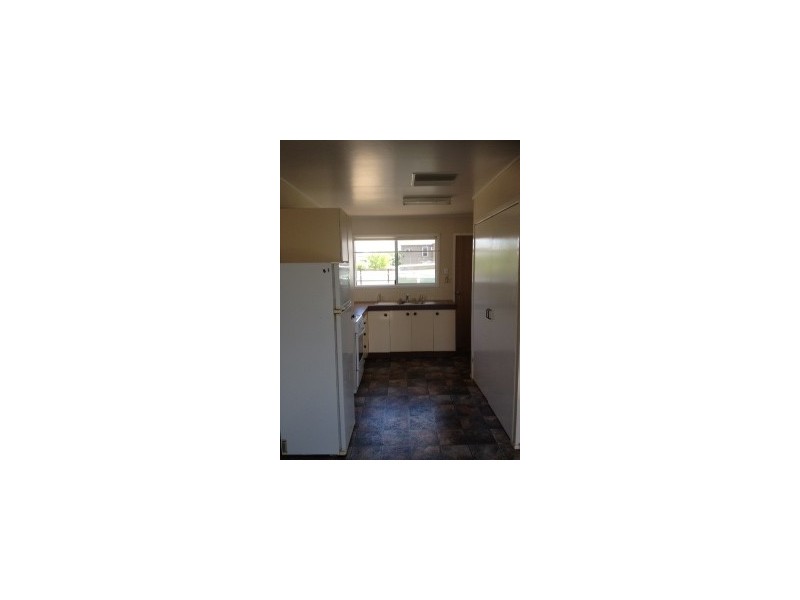 2 / 134 Wren Street, Longreach QLD 4730
