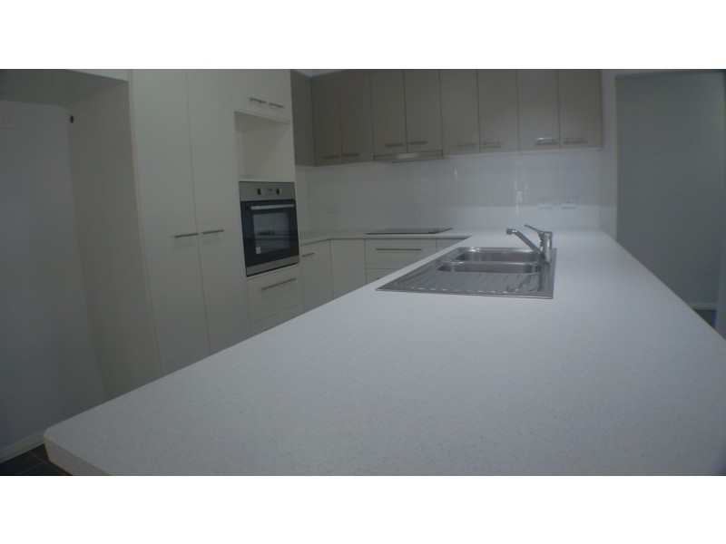 39 Cypress Pines Drive, Miles QLD 4415
