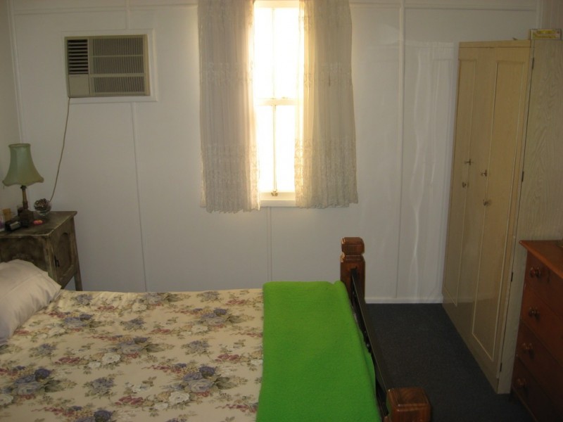 55 Quarrion Street, Quilpie QLD 4480