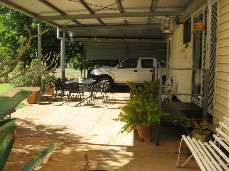 55 Quarrion Street, Quilpie QLD 4480