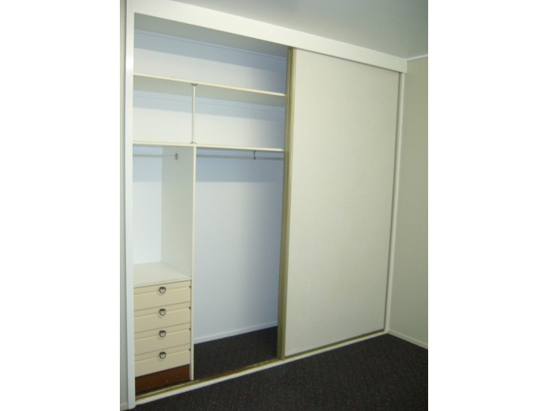 3/134  Wren Street, Longreach QLD 4730