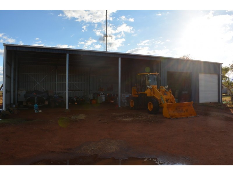 TIPPENDALE Balonne Highway, Bollon QLD 4488