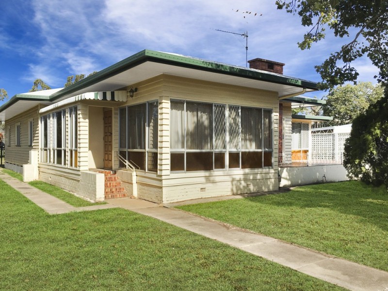 165 Cunningham Street, Dalby QLD 4405