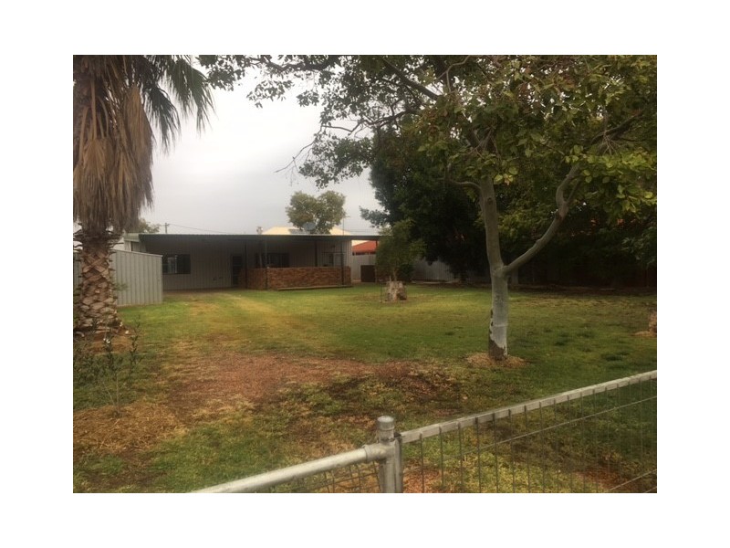 58 Pegler St, Quilpie QLD 4480