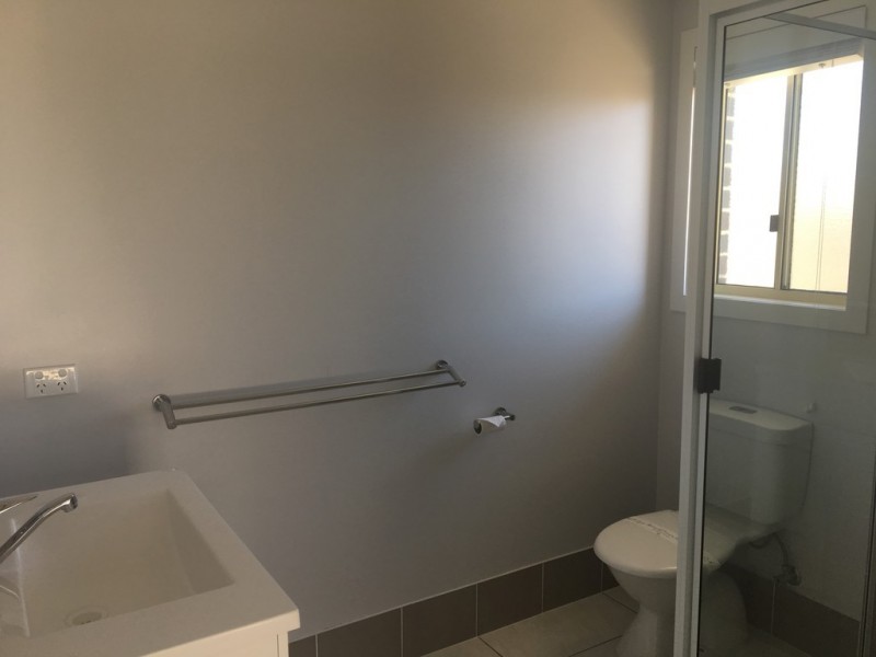 6 Sweetapple Drive, Miles QLD 4415