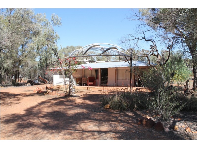 8 CEDAR LANE and 8 GIDYEA CLOSE, Yowah QLD 4490