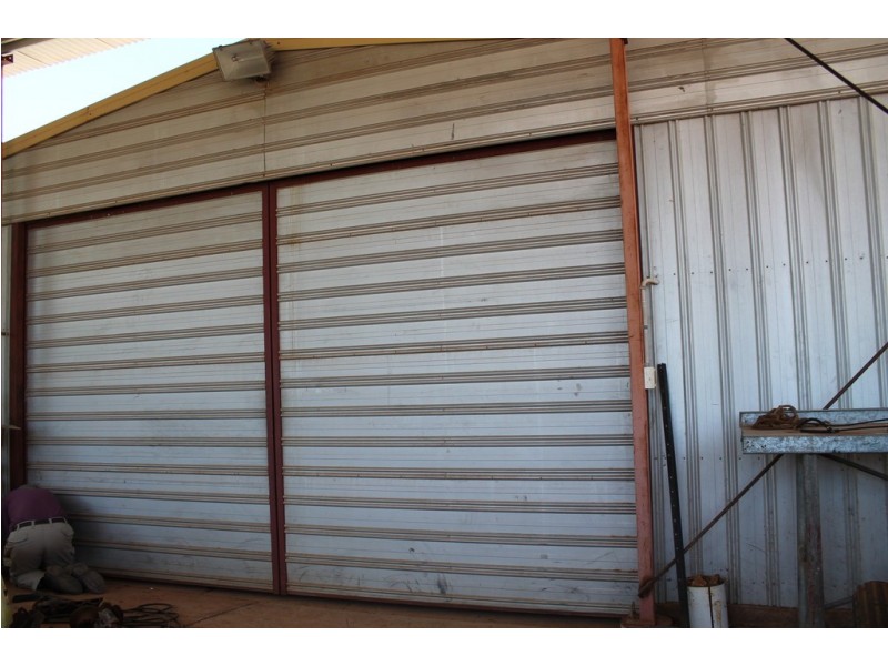 8 CEDAR LANE and 8 GIDYEA CLOSE, Yowah QLD 4490